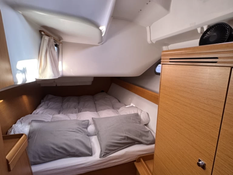 Wynajmij Żaglowiec z lub bez skippera Jeanneau w Torrevieja