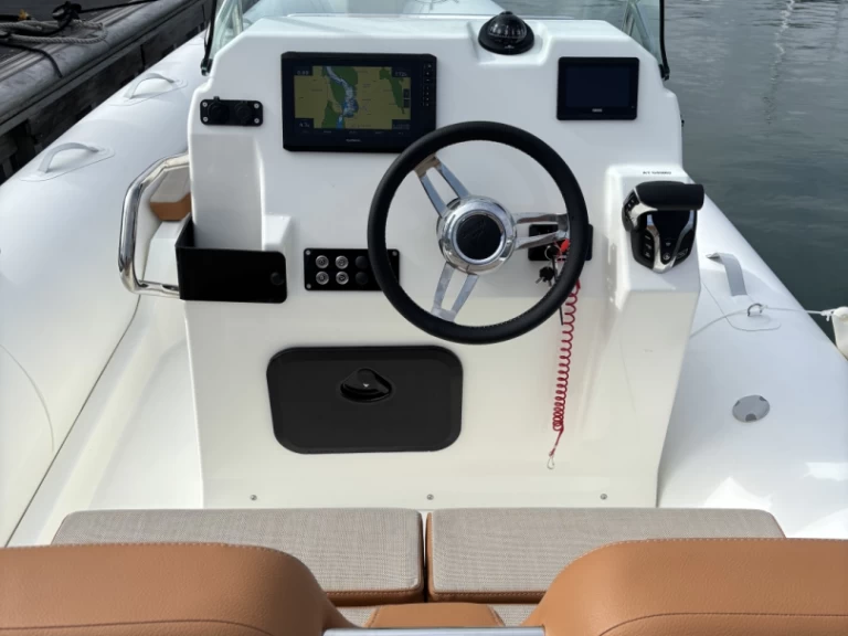 Wynajmij Łódż półsztywna z lub bez skippera Zodiac w La Trinité-sur-Mer