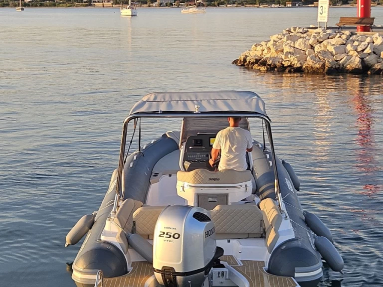 Wynajmij Salpa Soleil 24,5 w Biograd na Moru