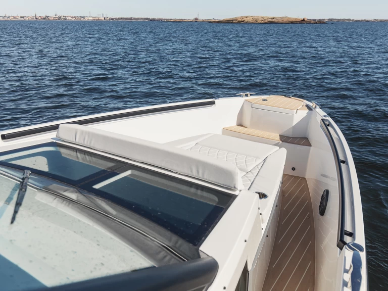 Wynajem łodzi Split tanio Saxdor 320 GTO