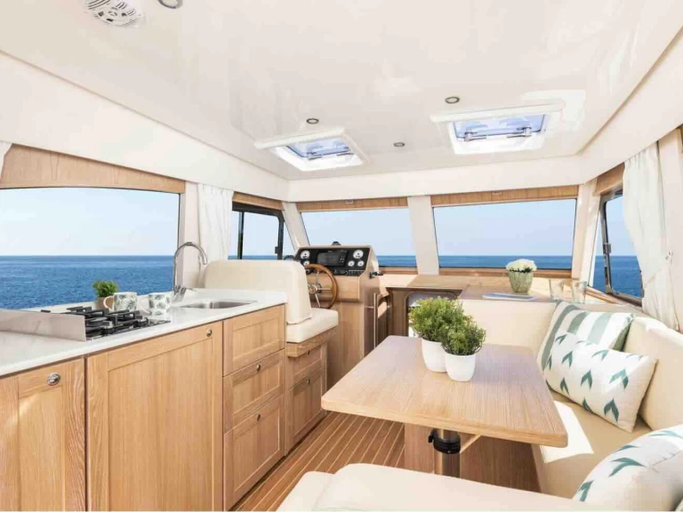 Wynajem w Cavalaire-sur-Mer- sasga 34 HT na SamBoat