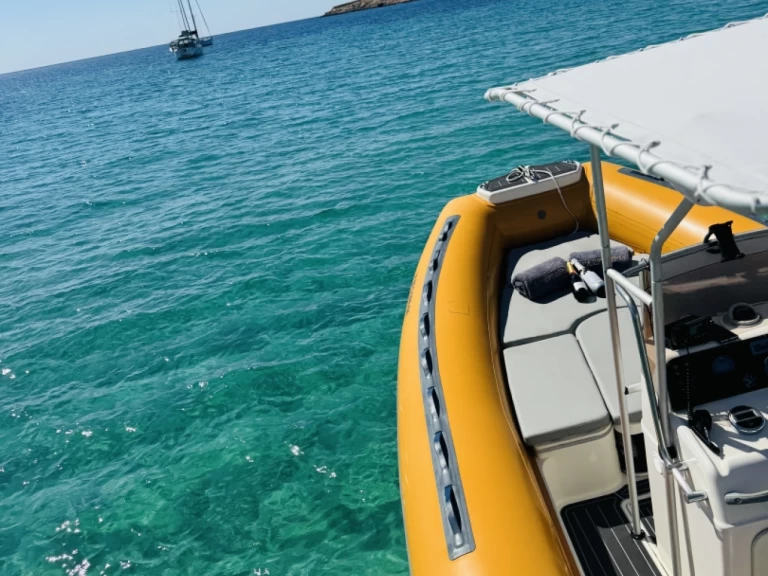 Wynajem łodzi SEVEN FIFTY  400 w Sant Antoni de Portmany na SamBoat 