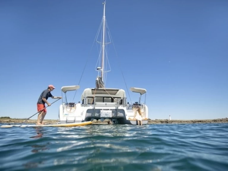 Excess Excess 11 między profesjonalistami a osobami prywatnymi w Phuket (City)