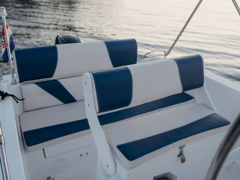 Wynajem łodzi Italmar Italmar Open 16,50 w Sibenik na SamBoat 