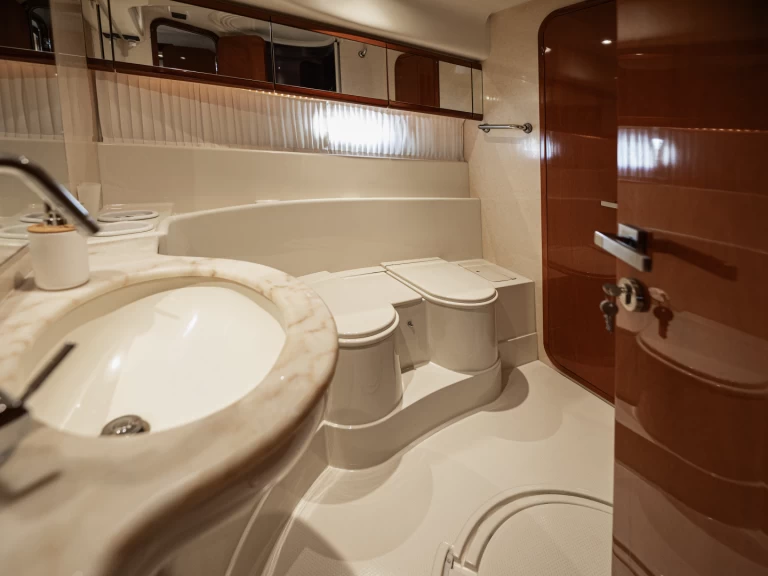 Wynajmij Ferretti Ferretti 165 Fly w Glyfada