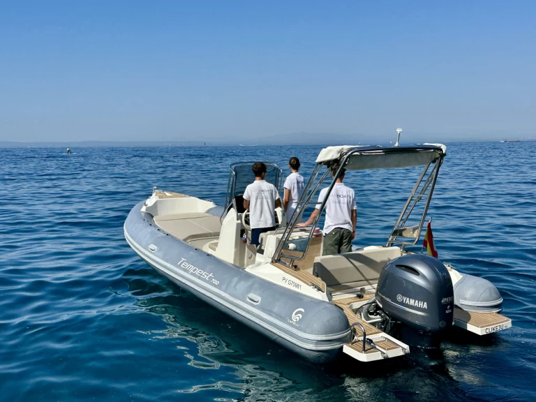 Wynajem w Roses- Capelli Tempest 700 na SamBoat