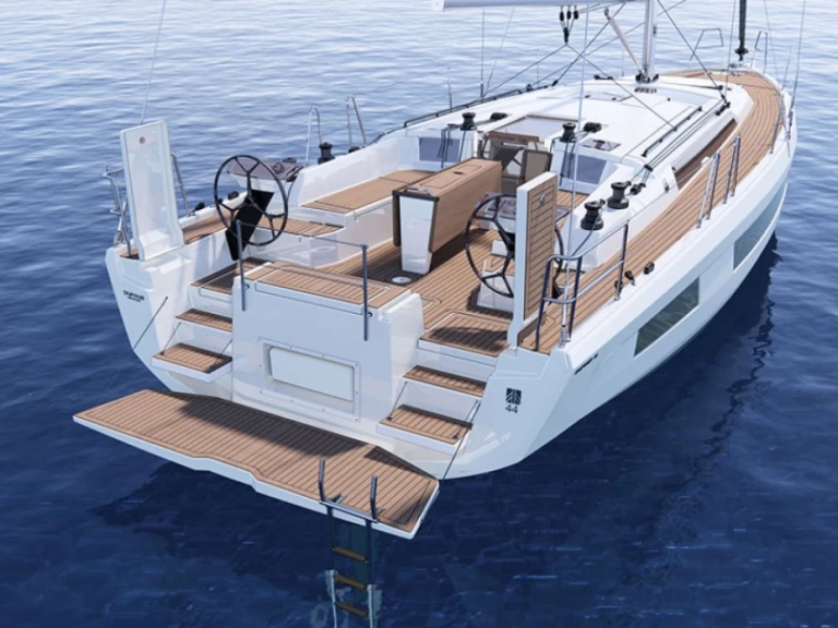 Wynajmij 3 DUFOUR 44 w Saint-Mandrier-sur-Mer