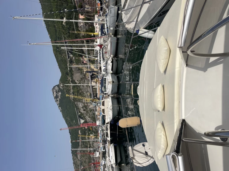 Wynajmij Cranchi Zaffiro 34 w Salerno