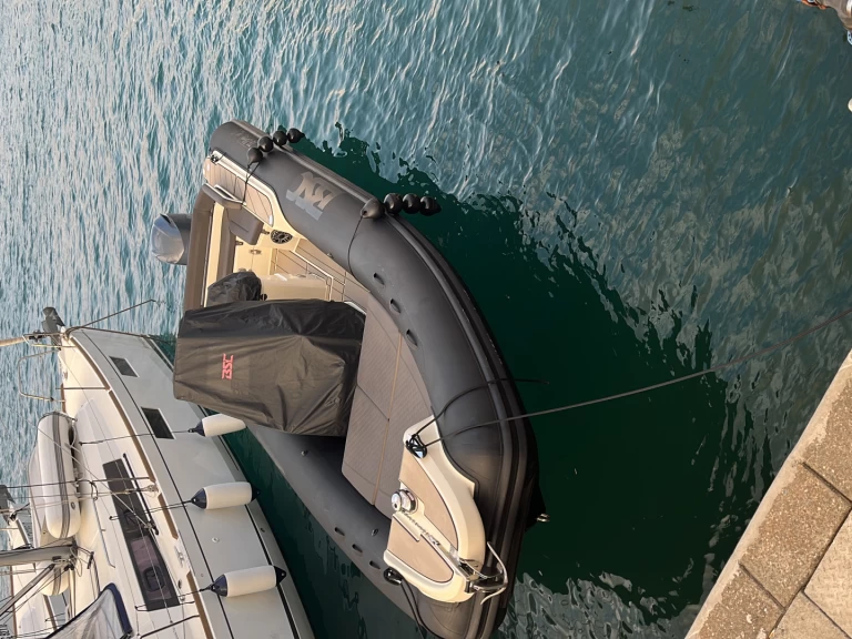 Wynajmij Łódż półsztywna z lub bez skippera Bsc w Marina di Portorosa