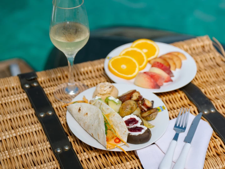 Wynajem Łódż półsztywna w Sifnos - Sea quest 760