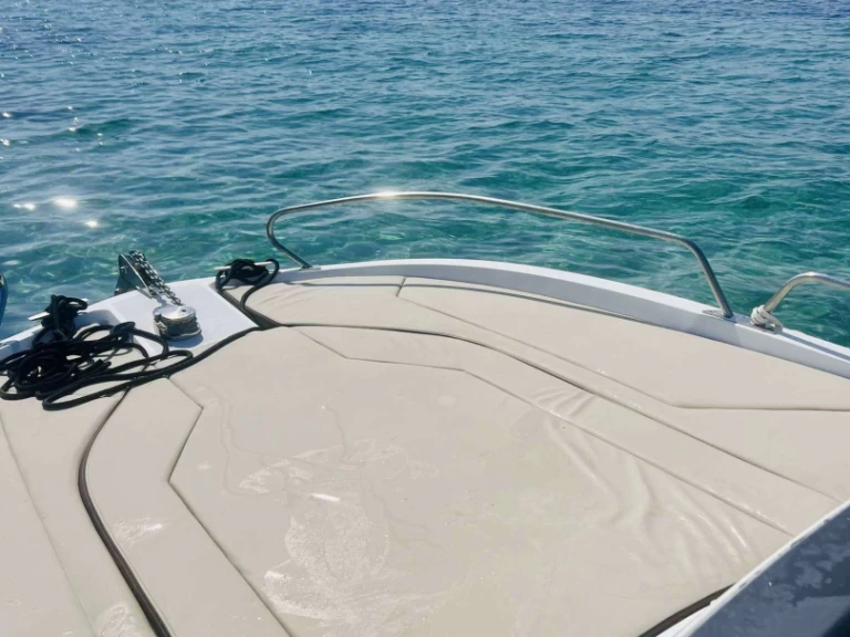 Wynajem w Hyeres- Bénéteau Flyer 6.6 SUNdeck na SamBoat