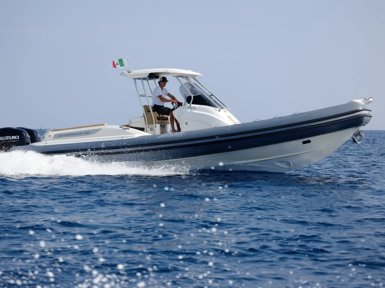 Wynajem łodzi Porto Cervo tanio Clubman 30