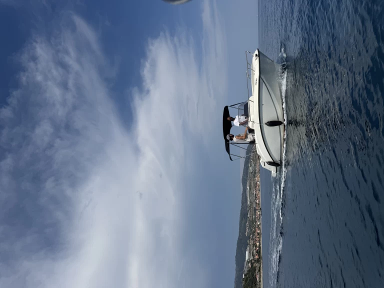 Wynajem Motorówka Idea Marine z patentem 