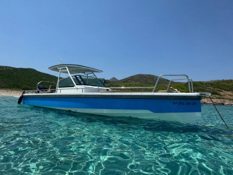 Motorówka do wynajmu w Can Picafort w najlepszej cenie