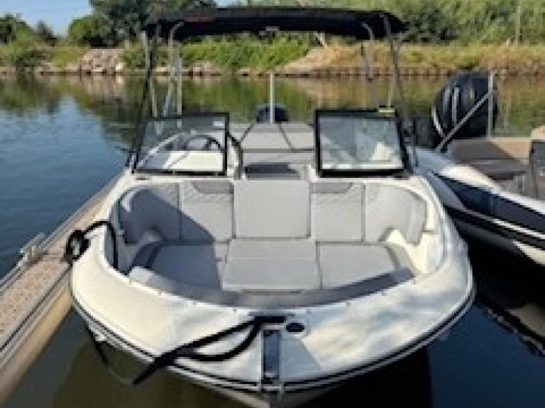Wynajem łodzi Bayliner M19 w Hyeres na SamBoat 