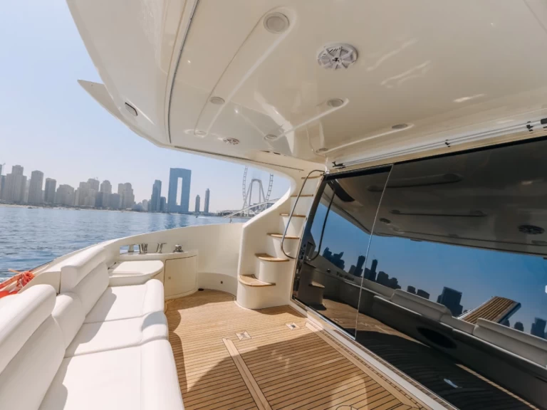 Wynajem Motorówka Azimut z patentem 