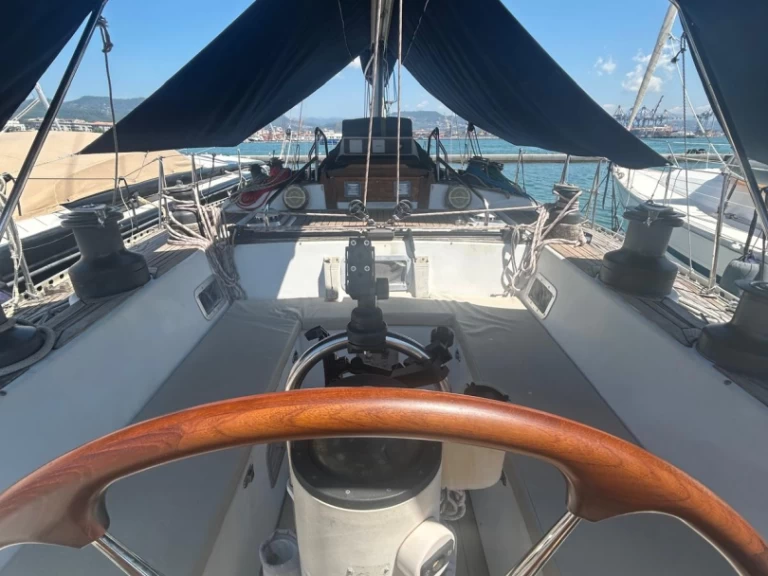 Wynajem Żaglowiec Canados z patentem 