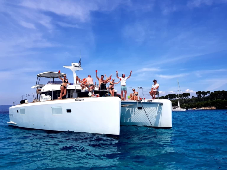 Wynajmij Lagoon Lagoon 40 w Cannes