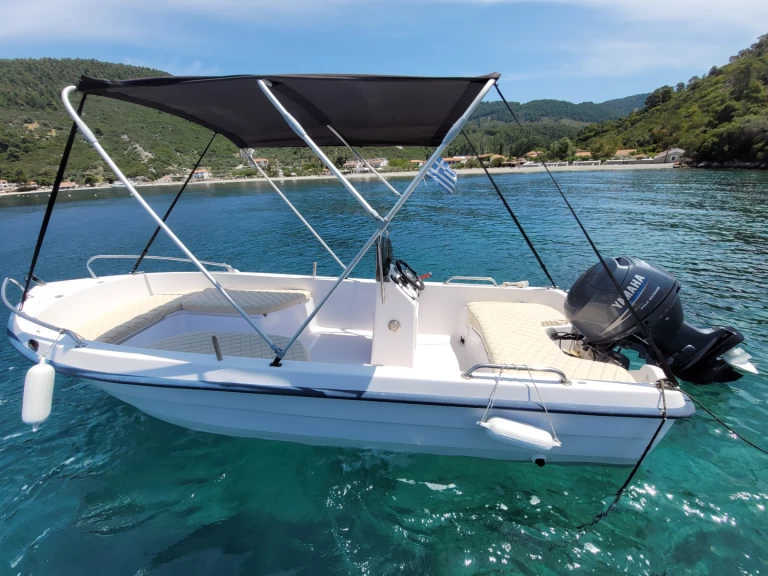 Wynajem łodzi Panormos tanio 470