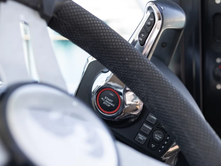 Wynajem łodzi Rogoznica tanio Antares 11 OB