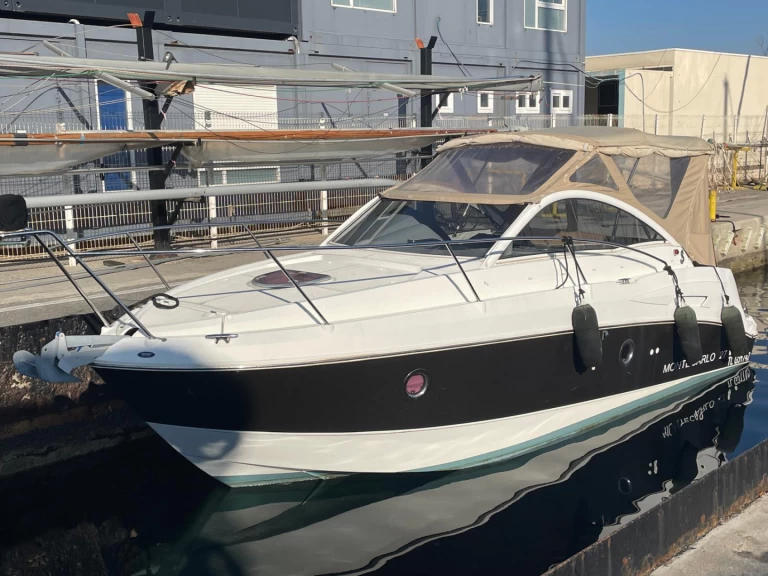 Wynajmij Motorówka z lub bez skippera Bénéteau w Mandelieu-la-Napoule