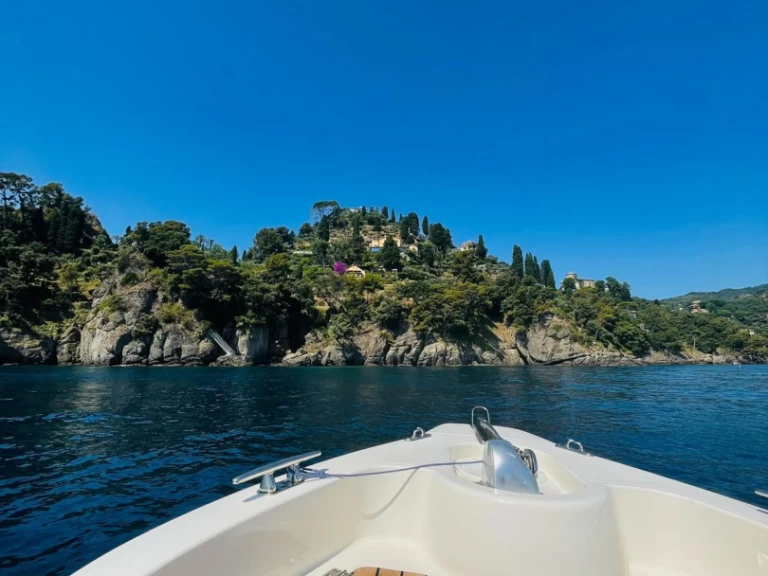 Italiamarine Portofino 28 między profesjonalistami a osobami prywatnymi w Santa Margherita Ligure