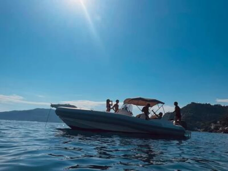 Italiamarine Portofino 28 między profesjonalistami a osobami prywatnymi w Santa Margherita Ligure