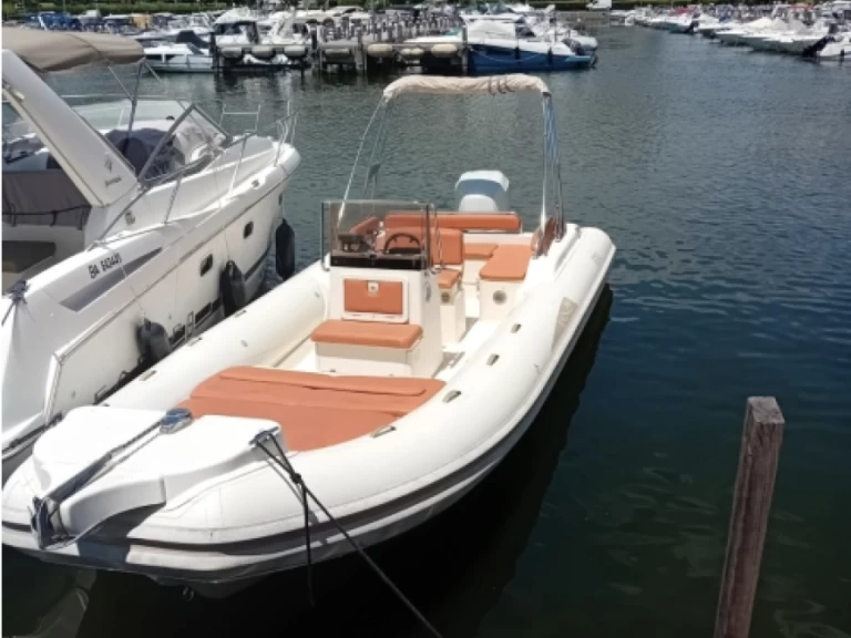 Wynajem łodzi Port de Cannes Marina tanio bsc70