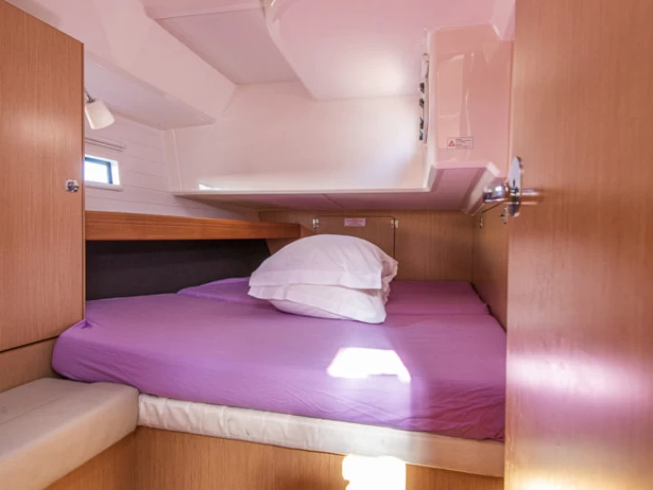 Wynajem łodzi San Vincenzo tanio Cruiser 46