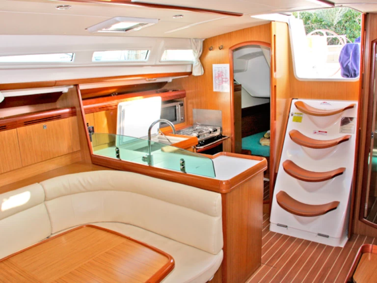 Wynajem łodzi Jeanneau Sun Odyssey 42i w San Vincenzo na SamBoat 