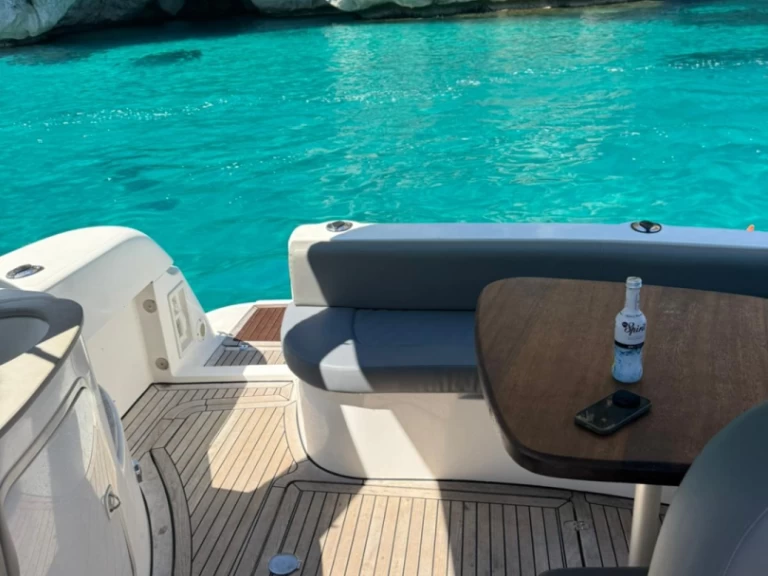 Wynajem Motorówka w Can Picafort - Sessa Marine Oyster 35