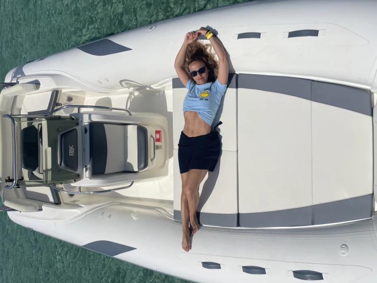 Wynajem Łódż półsztywna Bsc z patentem 