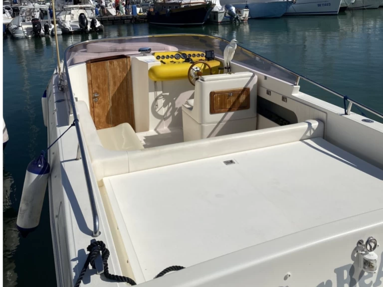 Molinari AIRON MARINE  między profesjonalistami a osobami prywatnymi w Talamone