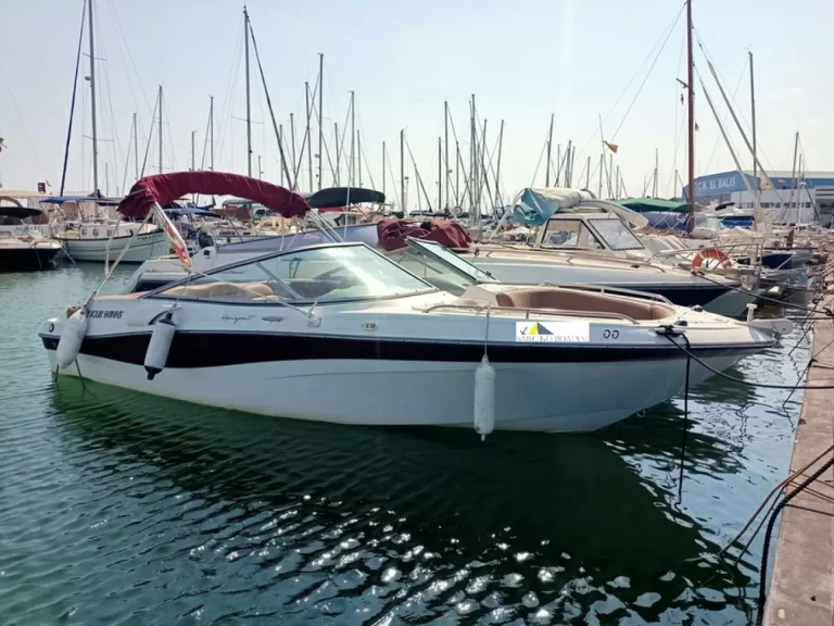 Wynajem łodzi Four Winns Horizon 210 w Vilanova i la Geltrú na SamBoat 