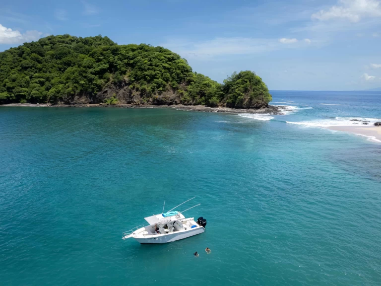 Motorówka do wynajmu w Bahía Culebra w najlepszej cenie