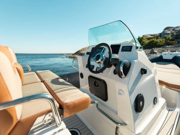 Wynajmij Zodiac ZODIAC MEDLINE 7.5 w Port-Haliguen