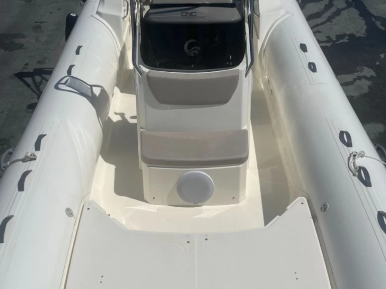 Wynajem łodzi Capelli CAPELLI 700 TEMPEST OPEN w Port Grimaud na SamBoat 