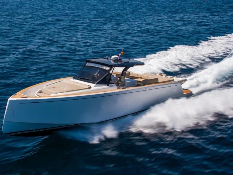 Luksusowy jacht do wynajmu w Cogolin w najlepszej cenie