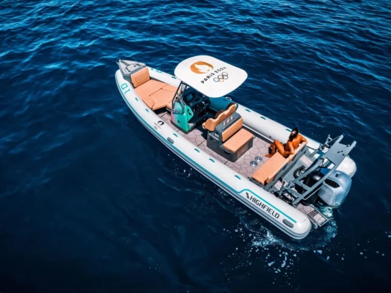 Wynajem Łódż półsztywna w Cogolin - Highfield 760