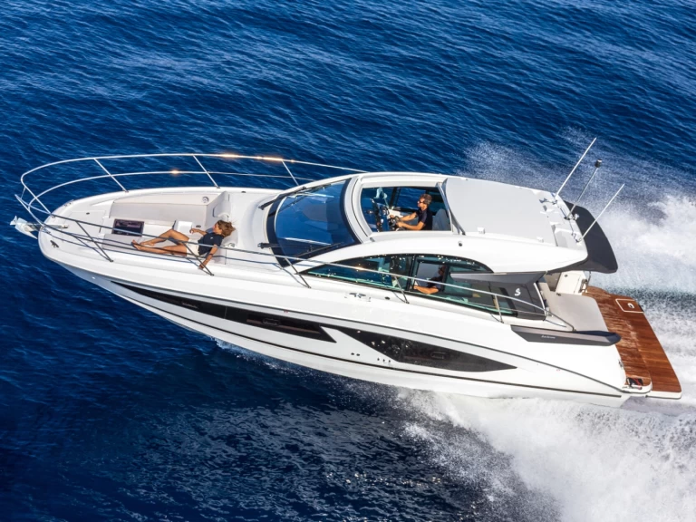 Wynajem łodzi Cogolin tanio Gran Turismo 36