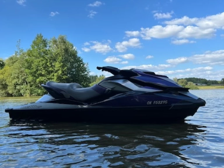 Wynajmij Jet ski z lub bez skippera Sea-Doo w Bénodet