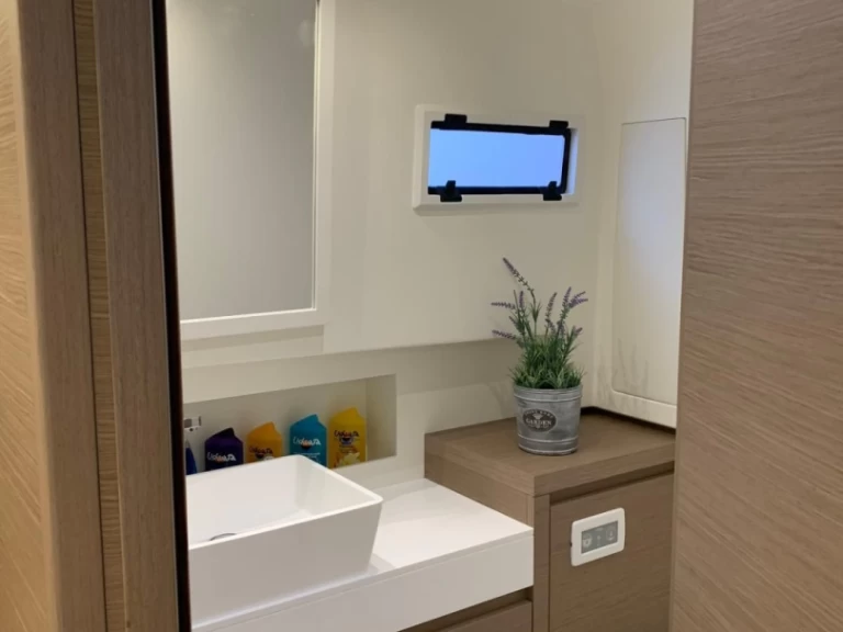 Wynajem Luksusowy jacht Pardo Yachts z patentem 