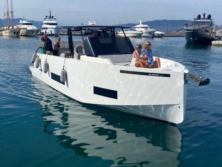Wynajem łodzi DE ANTONIO Yachts De Antonio D42 Open w Port Grimaud na SamBoat 