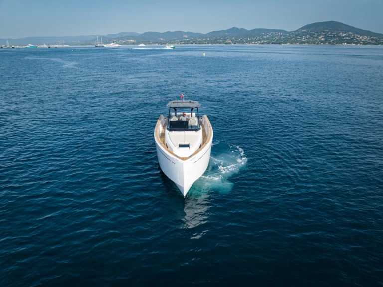 Motorówka do wynajmu w Port Grimaud w najlepszej cenie