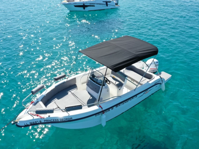 Motorówka do wynajmu w Latchi w najlepszej cenie