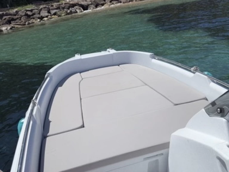 Wynajmij Motorówka z lub bez skippera ROTO w Mandelieu-la-Napoule