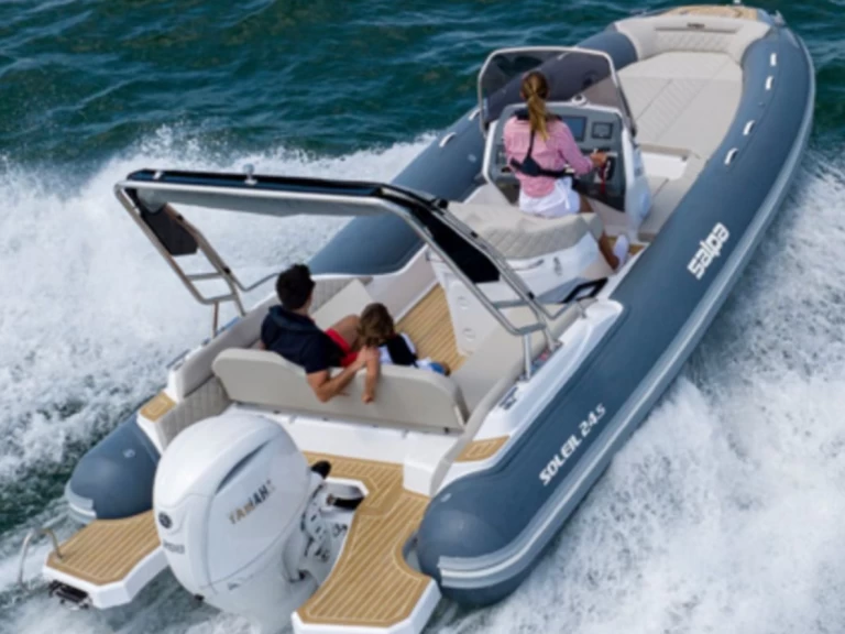 Wynajem w Bol- Salpa Salpa Soleil 26 na SamBoat