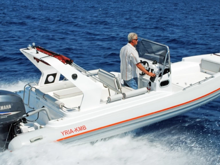 Wynajem łodzi Agía Ánna tanio Yria 728