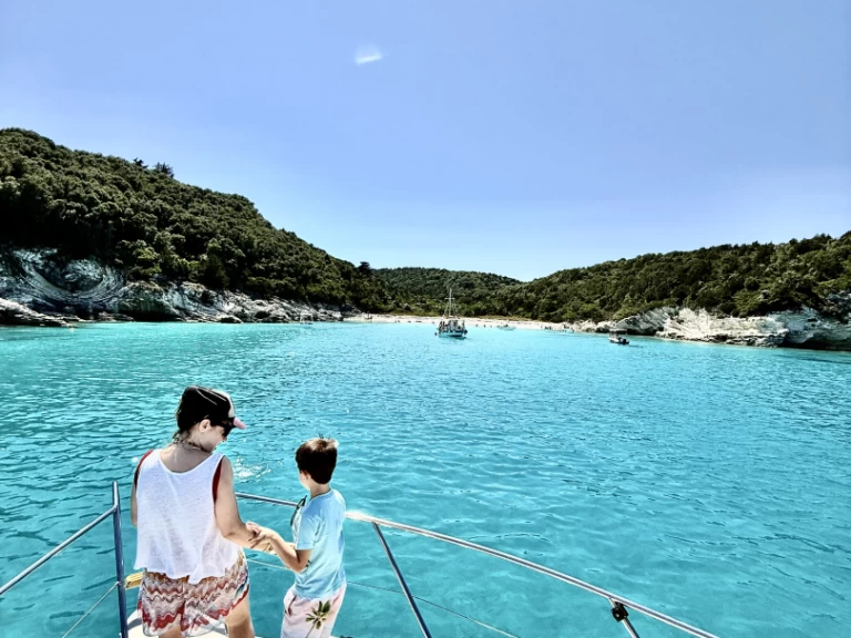 Motorówka do wynajmu w Benitses Marina w najlepszej cenie