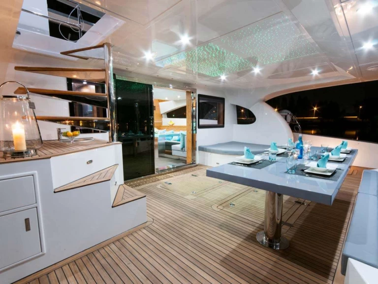 Wynajmij Sunreef SKYLARK w Turcja